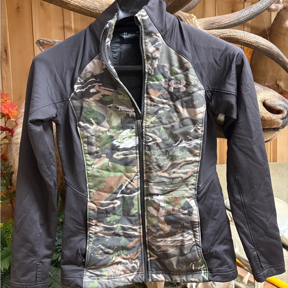 Under Armour Women's Utility Jacket in Camo and Black